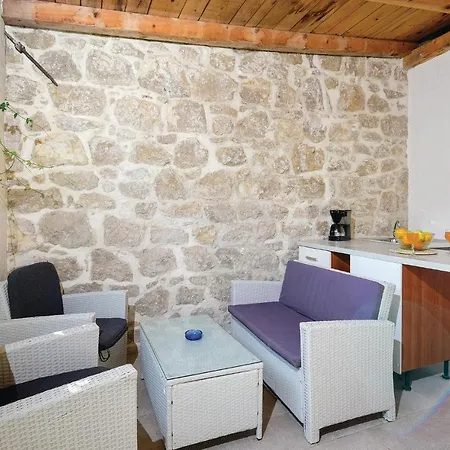 4 Bedroom Lovely In Semesterbostad *